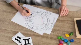 Гороскоп на сегодня: кто получит признание, а кто столкнётся с завистью