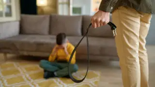 Теперь родителей могут посадить за “воспитание“ ремнём в Казахстане