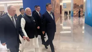 Трамп: “Похоже, мы потеряли Индию и Россию из-за мрачного Китая“