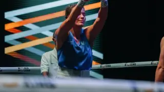 Казахстанка разгромила соперницу и вышла в полуфинал ЧМ по боксу