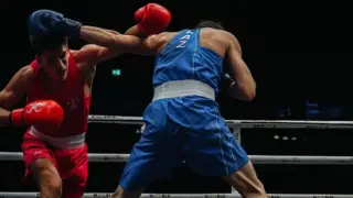 Казахстанские боксёры добились выхода в четвертьфинал ЧМ в Ливерпуле