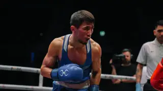 Разгромом обернулся бой Махмуда Сабырхана в финале чемпионата мира