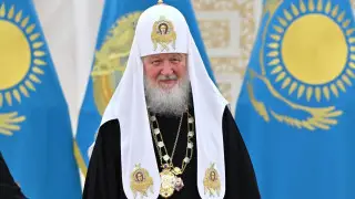 Токаев наградил орденом патриарха Кирилла