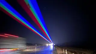 Яркие лазеры бьют по водителям на трассе Астана - Темиртау