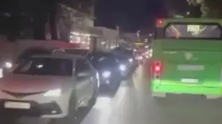 В Алматы снова провалился асфальт, город встал