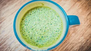 Японские ученые назвали напиток, способный защитить печень от ожирения