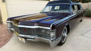 Лимузин актера Джеки Глисона выставили на аукцион