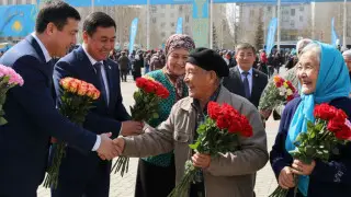 “Днём стариков” назвали праздник в честь пожилых чиновники в ЗКО