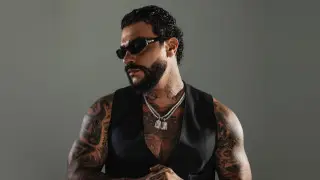 Споры о Тимати и отмена концертов: казахстанцам объяснили, кого могут не пустить в страну