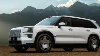 В Китае начали продавать первый гибридный Zeekr