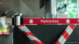 “Как же меня достал FlyArystan“. Казахстанцы раскритиковали авиакомпанию из-за ручной клади