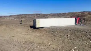 Инфаркт за рулём: большегруз опрокинулся в области Абай