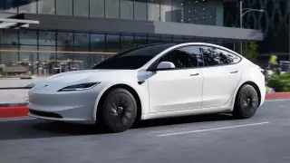 Tesla представила свою самую дешевую модель
