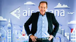 Питер Фостер покинет Air Astana
