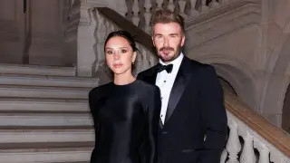 Жена Бекхэма раскрыла свой секрет: по этой причине она не улыбается