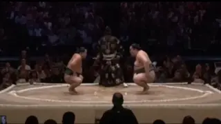 Сумоист из Казахстана одержал эффектную победу на турнире в Лондоне