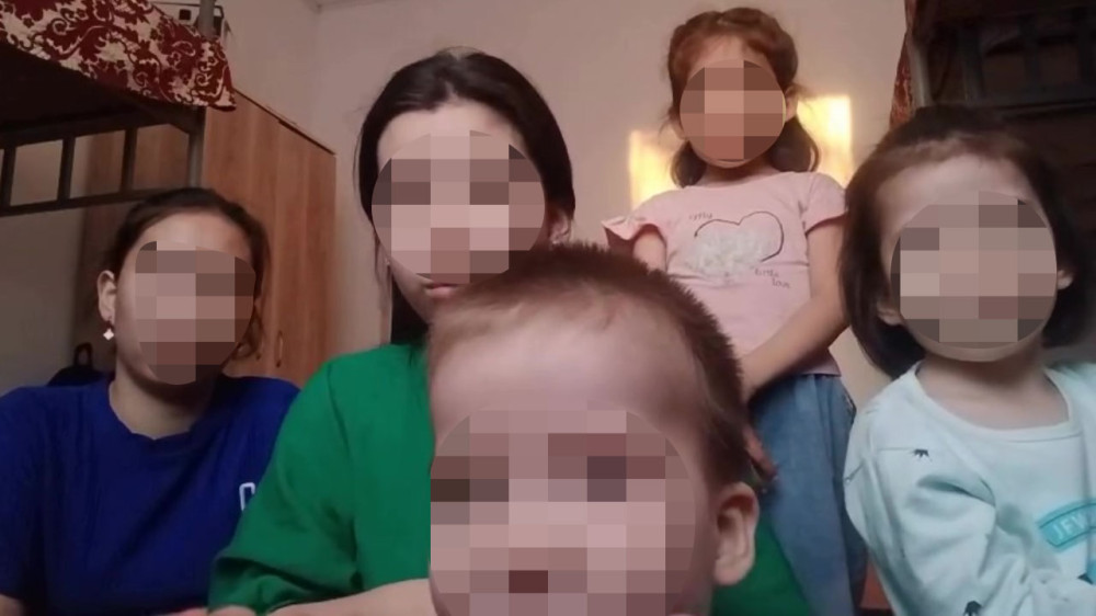 “Маму отправили в психбольницу, а нас ждёт детдом“: обращение детей взволновало казахстанцев