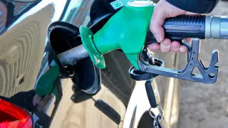 Мораторий на повышение цен на бензин вводят в Казахстане