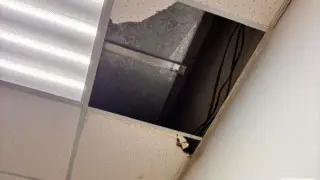 Жители района в Атырауской области пожаловались на “ужасное состояние“ поликлиники