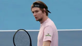 Бублик уступил второй ракетке мира на турнире в Австрии