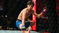 Неожиданным исходом завершился бой Азата Максума в UFC