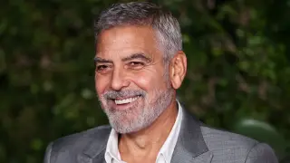 Джордж Клуни пошутил, что “гордится“ грабителями Лувра