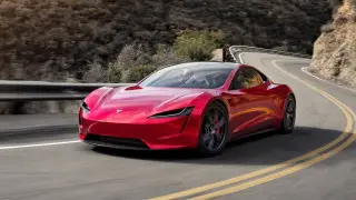 Илон Маск объявил новую дату выхода Tesla Roadster