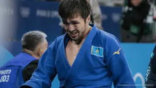 Елдос Сметов заявил о возвращении после операции на плече