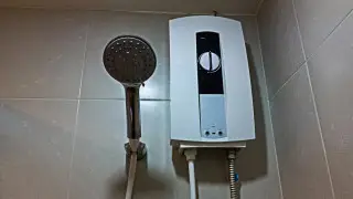 Жители “города аристонов“ перестанут платить за подогрев воды: названы сроки