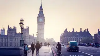 ВНЖ - через 20 лет: Великобритания ужесточает миграционную политику