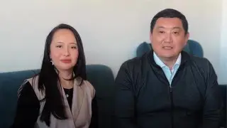 “Нас подвергли хейту“: депутат Базарбек записал видео с женой