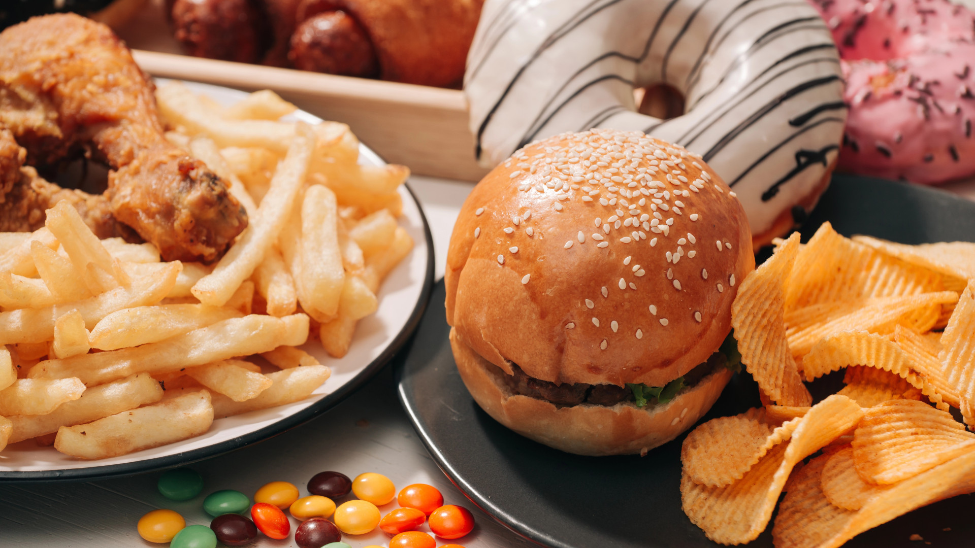 Первый штат в США законодательно запретил ультраобработанные продукты в школах