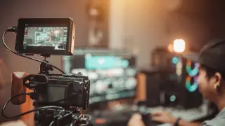 В Казахстане предложили вырезать откровенные сцены из фильмов