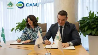 Фонд “Даму“ выдал первый льготный кредит в цифровом тенге по программе “Өрлеу“