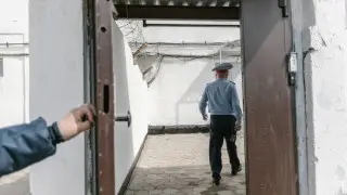 Кабинет, интернет, баня: осуждённый жил под боком начальства колонии в Павлодаре