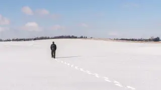 Искали несколько суток: пожилого казахстанца нашли мёртвым в машине посреди степи