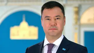 Рустам Баялиев освобожден от должности в Администрации Президента