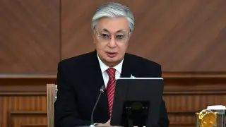 Токаев — бегущим от ответственности министрам: “Опасаетесь преследования правоохранителей?“