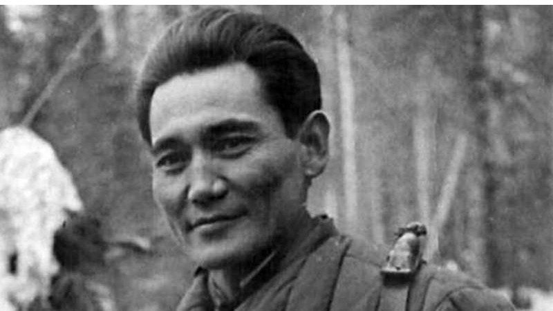 Бауыржан Момышулы. Фото: gov.kz