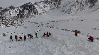 В горах Алматы нашли тела еще двух пропавших туристов