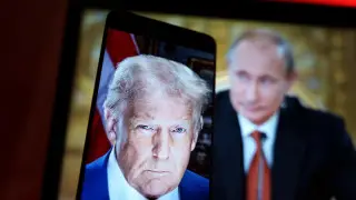 Трамп поговорил с Путиным перед встречей с Зеленским