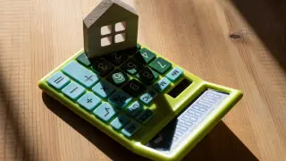 Отказ в ипотеке из-за переводов букмекерам: официальное объяснение