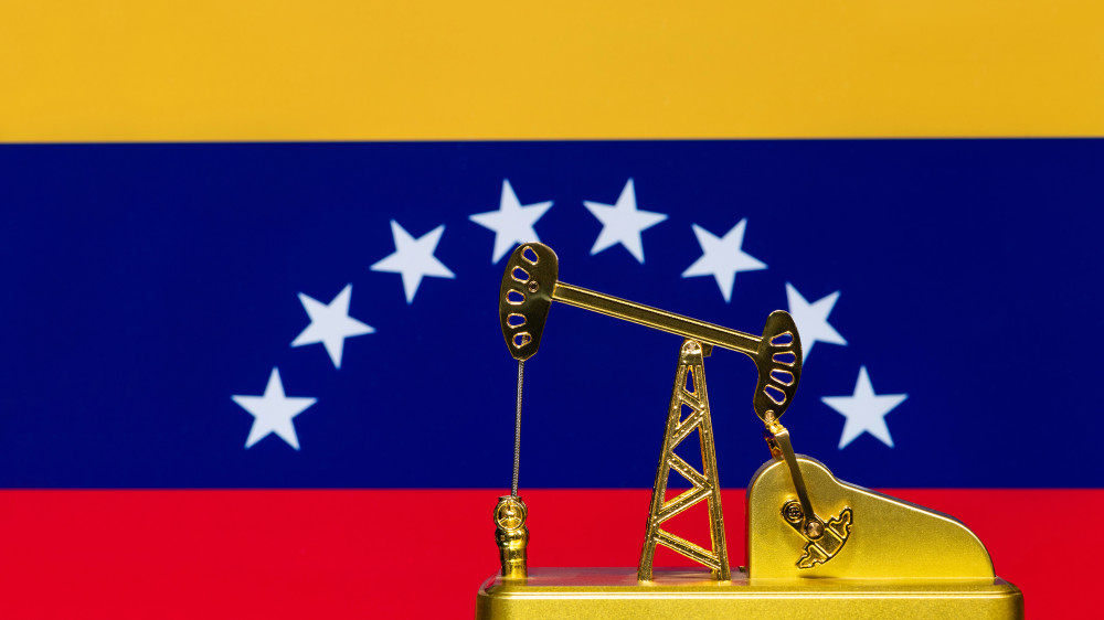 Венесуэла передаст США нефть на крупную сумму