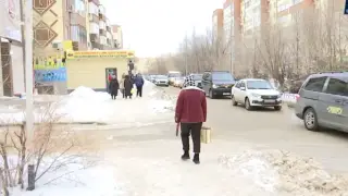 Актобе превратился в сплошной каток: в травмпункт обратились более 80 человек