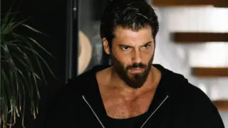 Известного турецкого актёра задержали в Стамбуле