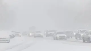 Из-за непогоды в нескольких областях закрыли участки автодорог