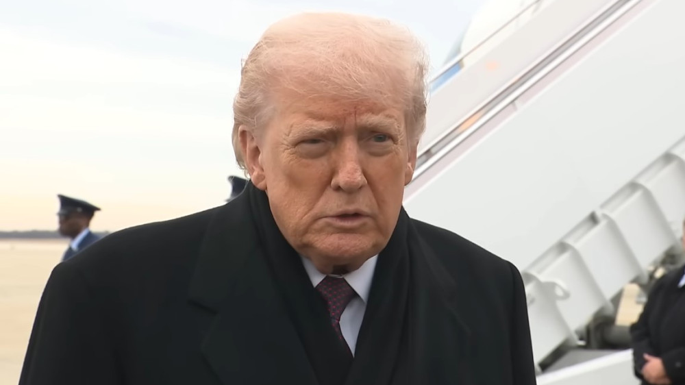 Трамп ввел 25-процентные пошлины для всех стран, ведущих бизнес с Ираном