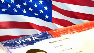 США приостанавливают выдачу виз для 75 стран