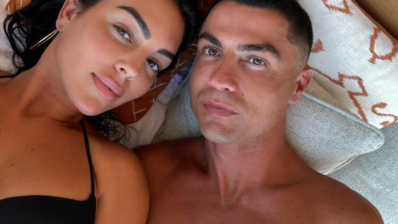 Фото: instagram.com/georginagio/