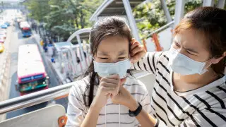 Мать ребёнка с тяжёлой астмой заявила о перебоях с лекарствами в Алматы